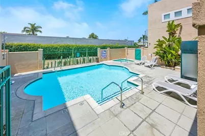 5142 Warner Avenue #109, Huntington Beach, CA 92649 - Photo 19