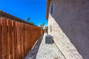 12177 Pluto, Victorville, CA 92392 - Photo 33