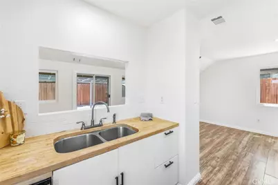 12177 Pluto, Victorville, CA 92392 - Photo 17