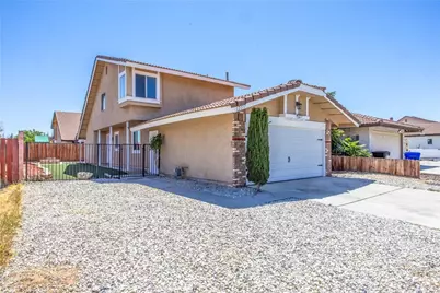 12177 Pluto, Victorville, CA 92392 - Photo 5