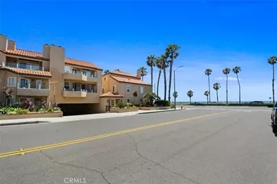 2000 Pacific Coast Hwy #308, Huntington Beach, CA 92648 - Photo 7