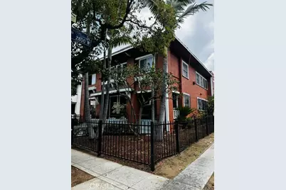 1328 S Hobart Boulevard, Los Angeles, CA 90006 - Photo 25