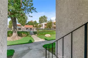 17574 Vandenberg, Tustin, CA 92780 - Photo 3
