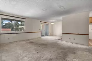 17574 Vandenberg, Tustin, CA 92780 - Photo 5