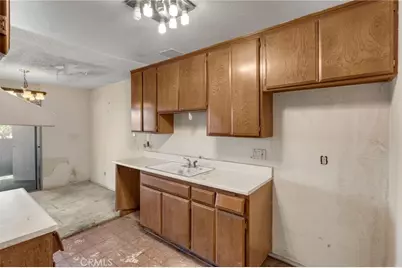 17574 Vandenberg #11, Tustin, CA 92780 - Photo 17