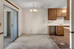 17574 Vandenberg, Tustin, CA 92780 - Photo 9