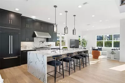 124 Chant, Irvine, CA 92618 - Photo 9