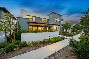 124 Chant, Irvine, CA 92618 - Photo 3