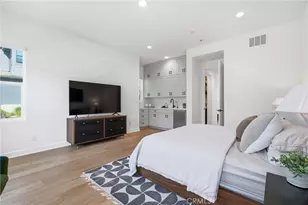 124 Chant, Irvine, CA 92618 - Photo 25