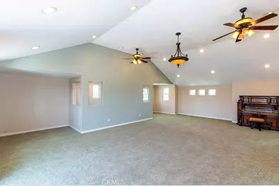 16423 California Avenue, Bellflower, CA 90706 - Photo 25