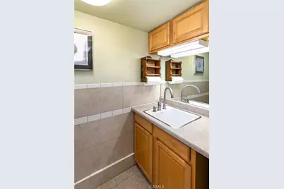 16423 California Avenue, Bellflower, CA 90706 - Photo 45