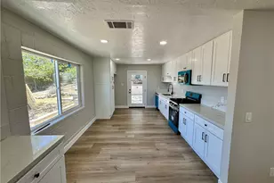 625 Tamarack Rd, Pinon Hills, CA 92372 - Photo 3