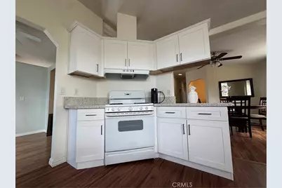 50 Cypress, Anaheim, CA 92801 - Photo 11