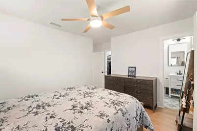 1425 W 79th, Los Angeles, CA 90047 - Photo 19