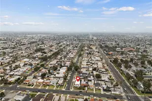 1425 W 79th, Los Angeles, CA 90047 - Photo 27