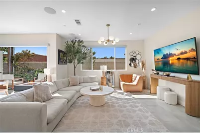 2573 Elden Avenue #D, Costa Mesa, CA 92627 - Photo 11