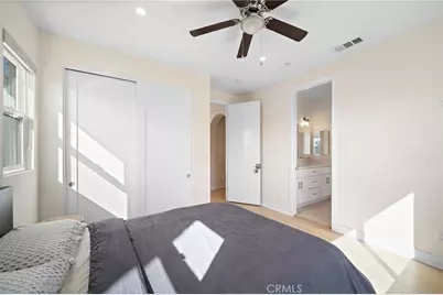 2573 Elden Avenue #D, Costa Mesa, CA 92627 - Photo 31