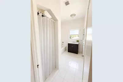 2924 12th #2926 1/2, Los Angeles, CA 90018 - Photo 15