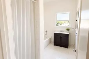 2924 12th #2926 1/2, Los Angeles, CA 90018 - Photo 15