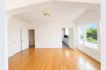 2924 12th #2926 1/2, Los Angeles, CA 90018 - Photo 7