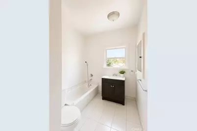 2924 12th #2926 1/2, Los Angeles, CA 90018 - Photo 13