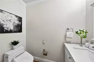 944 S Serrano Ave, Los Angeles, CA 90006 - Photo 23
