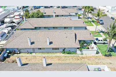 1314 N Bewley Street, Santa Ana, CA 92703 - Photo 9