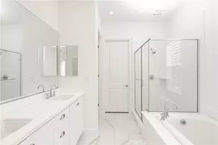 80 Meander, Irvine, CA 92620 - Photo 27