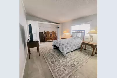 35 Maple Via, Anaheim, CA 92801 - Photo 11