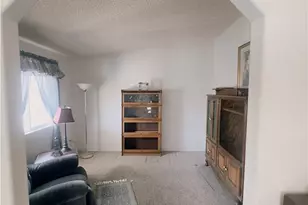 35 Maple Via, Anaheim, CA 92801 - Photo 5