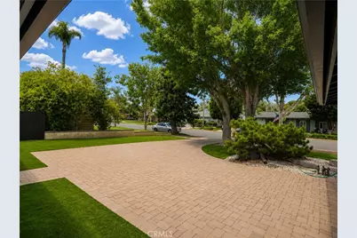 521 W Memory, Santa Ana, CA 92706 - Photo 39