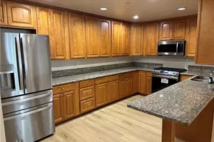 722 S Oxford Ave, Los Angeles, CA 90005 - Photo 11