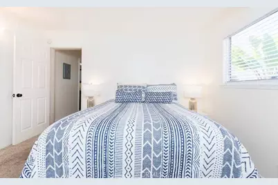 2202 W Oceanfront, Newport Beach, CA 92663 - Photo 5