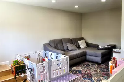 1049 W Pine #C, Upland, CA 91786 - Photo 9