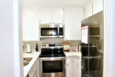 1049 W Pine #C, Upland, CA 91786 - Photo 5