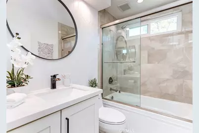 9 Rue Brittany, Lake Forest, CA 92610 - Photo 23