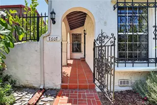 7607 8th Ave, Los Angeles, CA 90043 - Photo 3