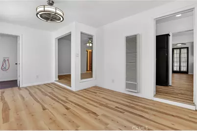 7607 8th Avenue, Los Angeles, CA 90043 - Photo 15