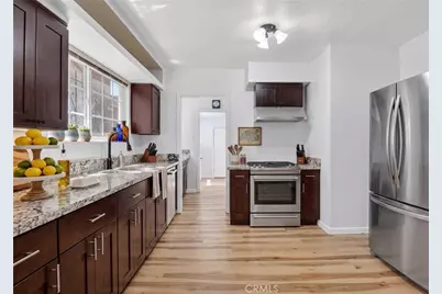 7607 8th Avenue, Los Angeles, CA 90043 - Photo 9