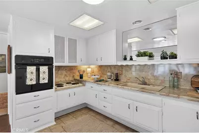 13581 Medinac Lane M5 71D, Seal Beach, CA 90740 - Photo 9