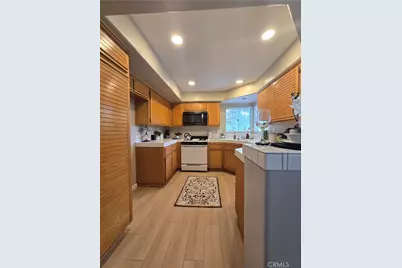655 S Glenhurst, Anaheim, CA 92808 - Photo 7