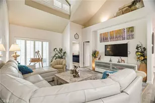 1 Royal Saint George, Newport Beach, CA 92660 - Photo 33