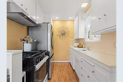 3042 E 3rd Street #2, Long Beach, CA 90814 - Photo 9