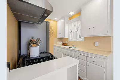 3042 E 3rd Street #2, Long Beach, CA 90814 - Photo 7