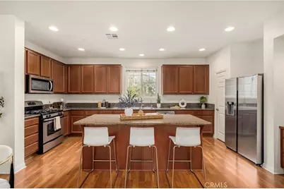 118 N Orange Avenue, Brea, CA 92821 - Photo 15