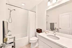 240 Mayfair, Irvine, CA 92620 - Photo 27
