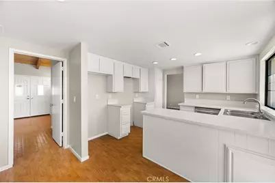 18565 Kalin Ranch Road, Victorville, CA 92395 - Photo 9