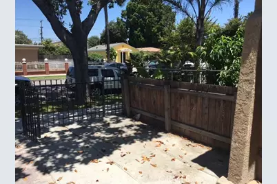 1634 W Parade, Long Beach, CA 90810 - Photo 3