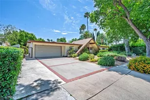 22430 Collins St, Woodland Hills, CA 91367 - Photo 5