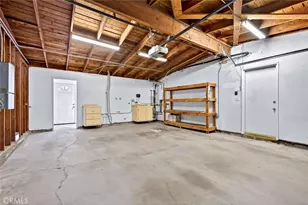 22430 Collins St, Woodland Hills, CA 91367 - Photo 65